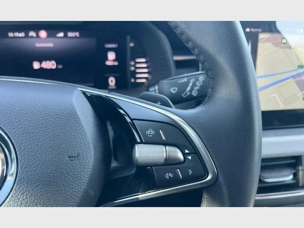 Skoda Kamiq (2024) — foto 6 van 27