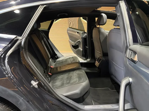 Volkswagen Arteon (2020) — foto 13 van 26
