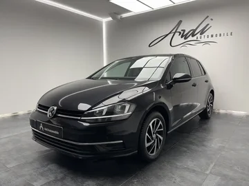 Volkswagen Golf ba0817c5-ee99-4c9b-9879-8a6b04712fef