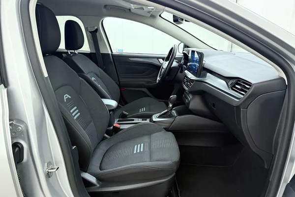 Ford Focus Clipper Active (2024) — foto 19 van 21