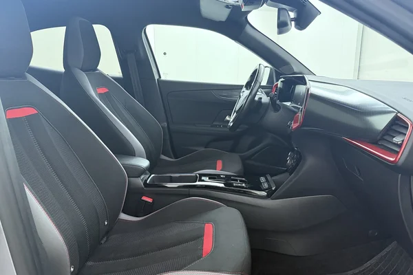 Opel Mokka (2022) — foto 20 van 22