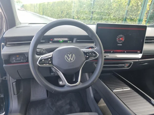 VOLKSWAGEN ID.7 (2026) — foto 6 van 24
