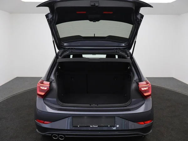 VOLKSWAGEN Polo GTI (2024) — foto 4 van 25