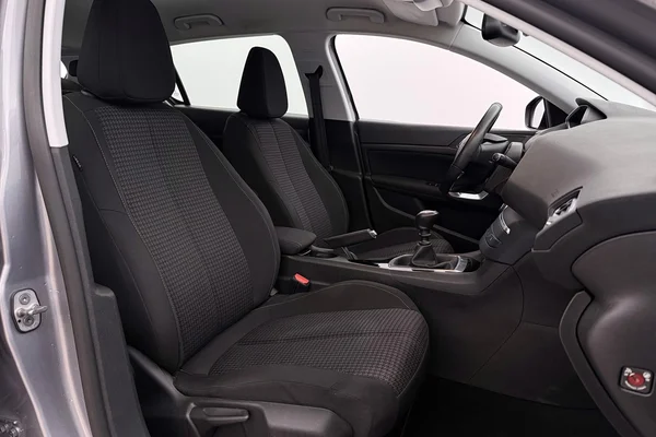 Peugeot 308 (2021) — foto 4 van 38