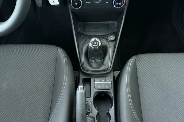 Ford Fiesta (2023) — foto 4 van 17