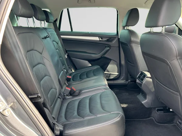 SKODA Kodiaq (2022) — foto 4 van 18