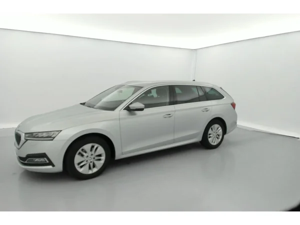 SKODA Octavia SW (2024) — foto 27 van 35