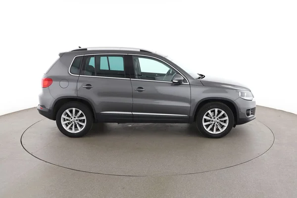 Volkswagen Tiguan (2016) — foto 13 van 16