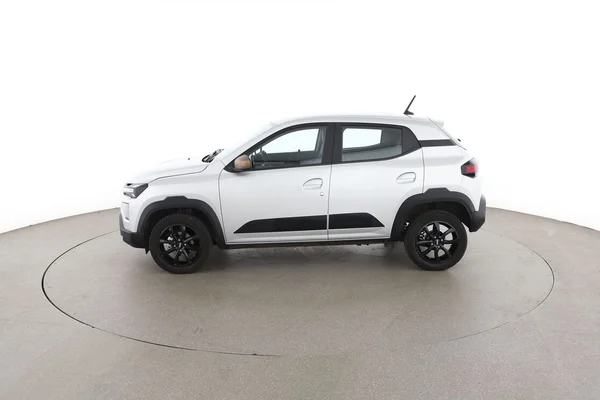 Dacia Spring (2025) — foto 9 van 16