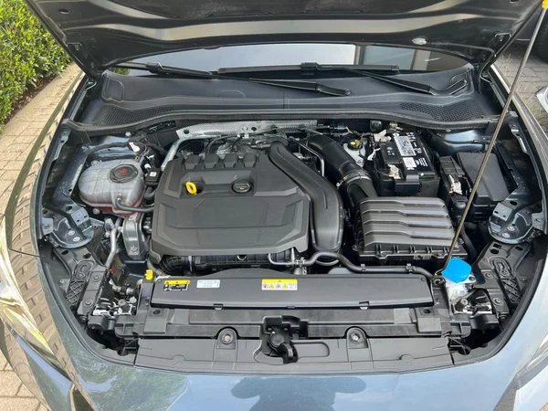 CUPRA Leon (2023) — foto 15 van 24