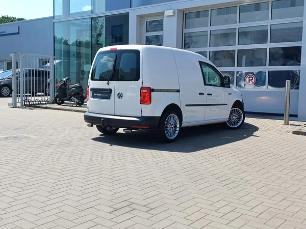 Volkswagen Caddy (2018) — foto 22 van 25