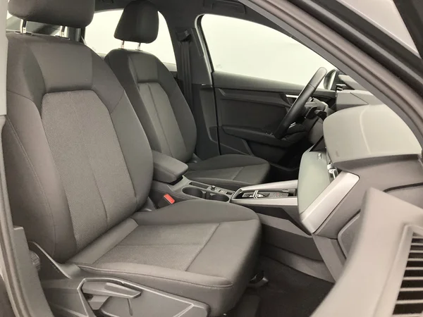 AUDI A3 Sedan (2022) — foto 5 van 36