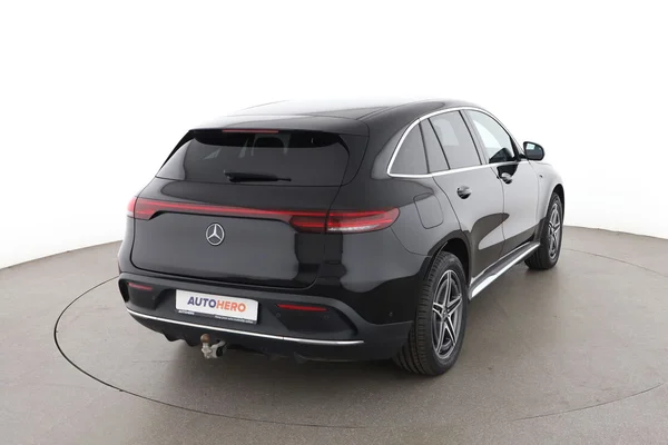 Mercedes-Benz Eqc (2021) — foto 12 van 16