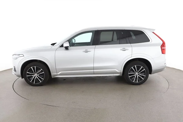Volvo XC90 (2021) — foto 9 van 16