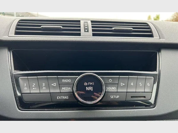 Skoda FABIA (2018) — foto 6 van 29