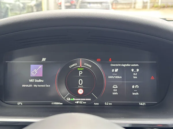 Jaguar I-PACE (2025) — foto 15 van 31