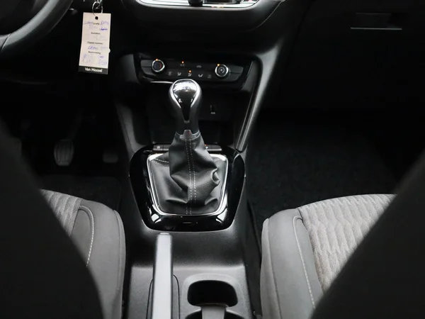 Opel Corsa (2022) — foto 2 van 40