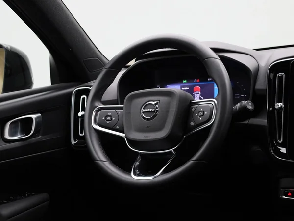 Volvo XC40 (2023) — foto 31 van 45