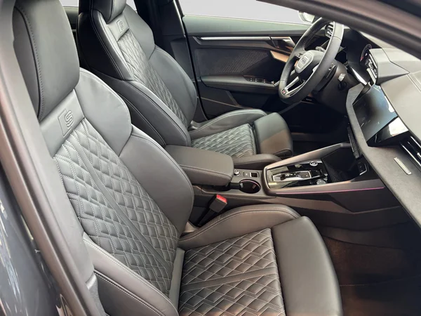 AUDI A3 Alltstreet (2025) — foto 15 van 24
