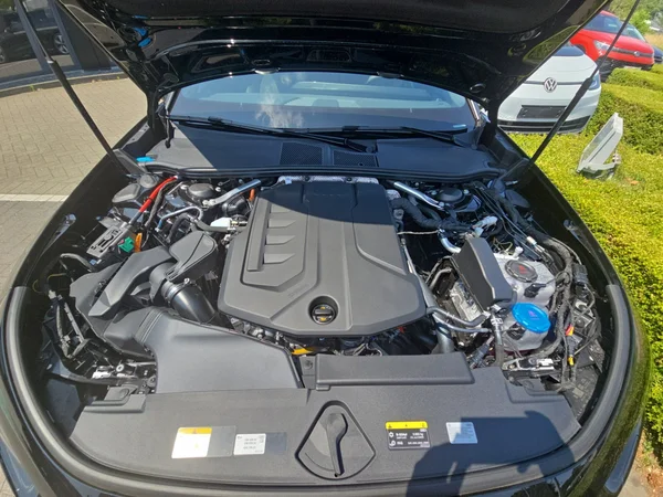 AUDI A5 Avant e-hybrid (PHEV) (2025) — foto 6 van 24