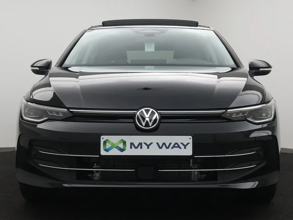 VOLKSWAGEN Golf VIII eHybrid (PHEV) (2026) — foto 15 van 22