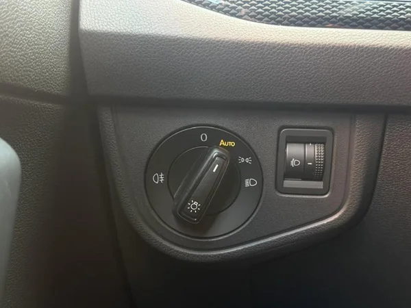 VOLKSWAGEN Taigo (2022) — foto 16 van 25