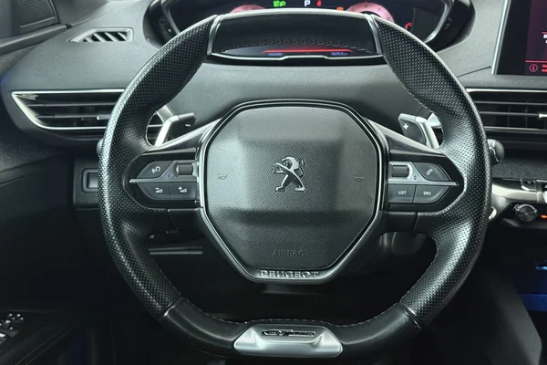 Peugeot 3008 (2019) — foto 2 van 22