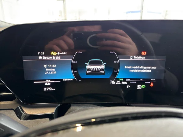 AUDI Q6 e-tron (2025) — foto 22 van 22