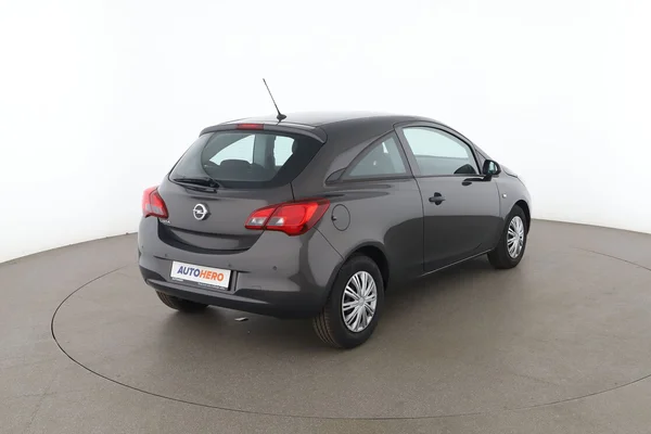 Opel Corsa (2016) — foto 12 van 16