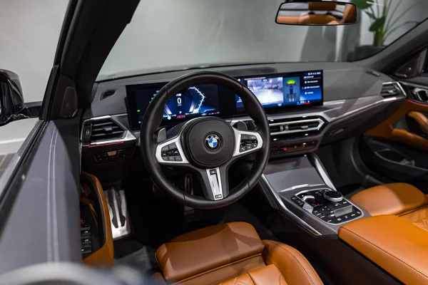 BMW 4 Reeks (2024) — foto 11 van 40