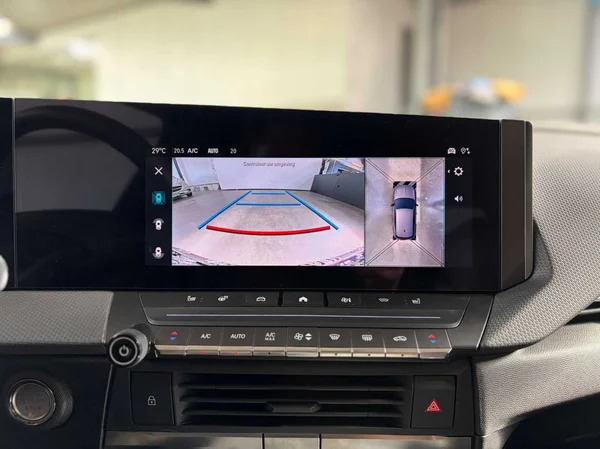 Opel Astra (2025) — foto 6 van 17