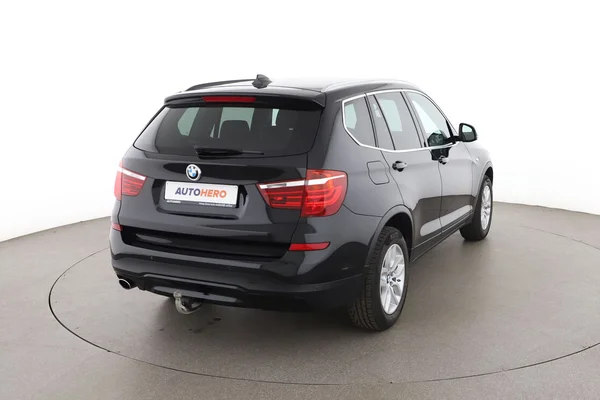BMW X3 (2015) — foto 12 van 16