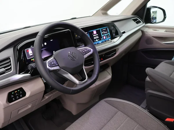 VOLKSWAGEN Multivan T7 Long Dsl (2026) — foto 2 van 27