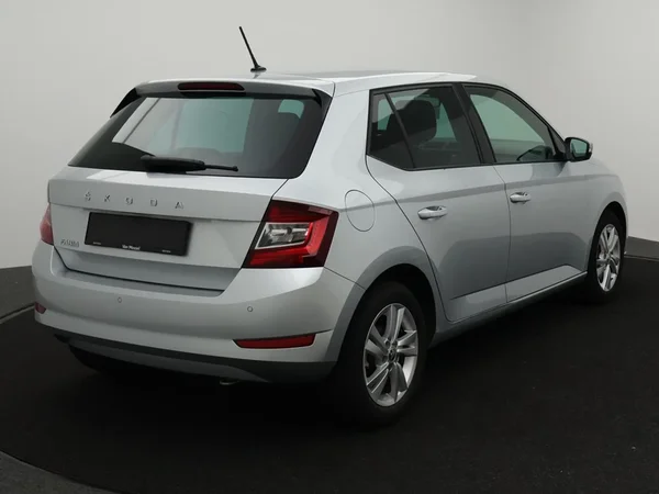 Škoda Fabia (2021) — foto 12 van 24