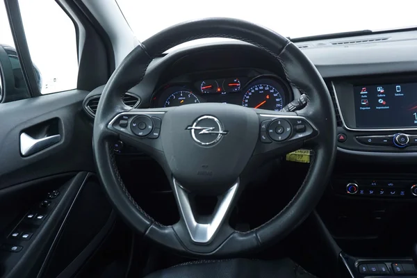 Opel Crossland (2022) — foto 5 van 20