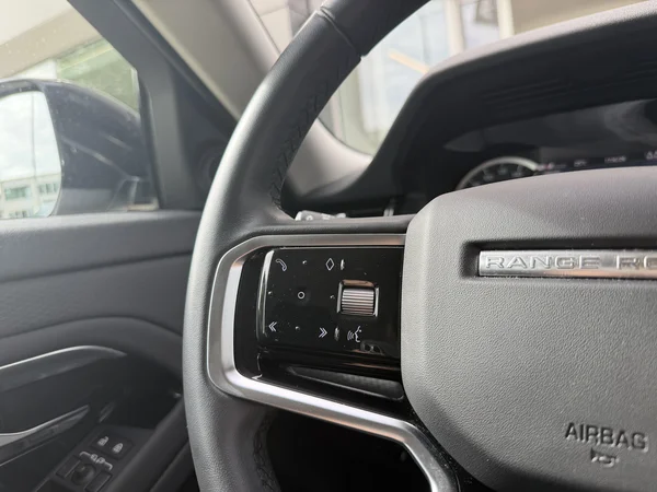 Land Rover Range Rover Evoque (2023) — foto 3 van 26