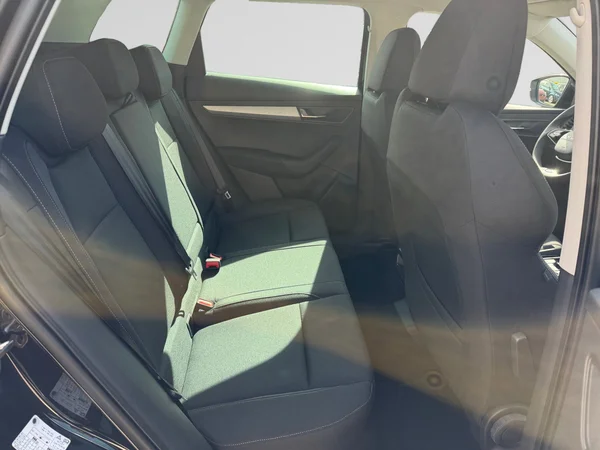 SKODA Karoq (2026) — foto 9 van 20