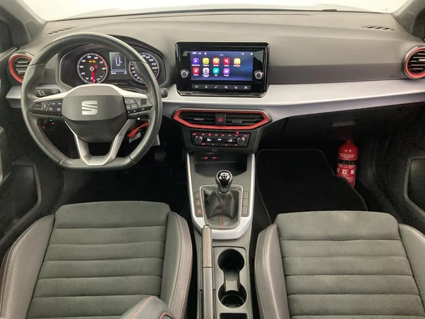 SEAT Arona (2022) — foto 11 van 36