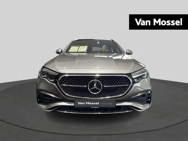 Mercedes-Benz E-Klasse (2024) — foto 12 van 22