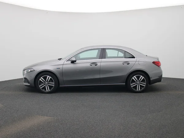 Mercedes-Benz A-Klasse (2020) — foto 34 van 47