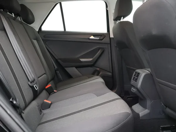 Volkswagen T-Roc (2024) — foto 25 van 28