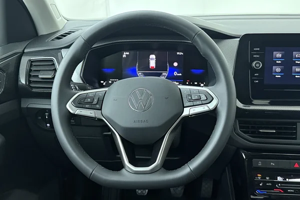Volkswagen T-Cross — foto 2 van 16