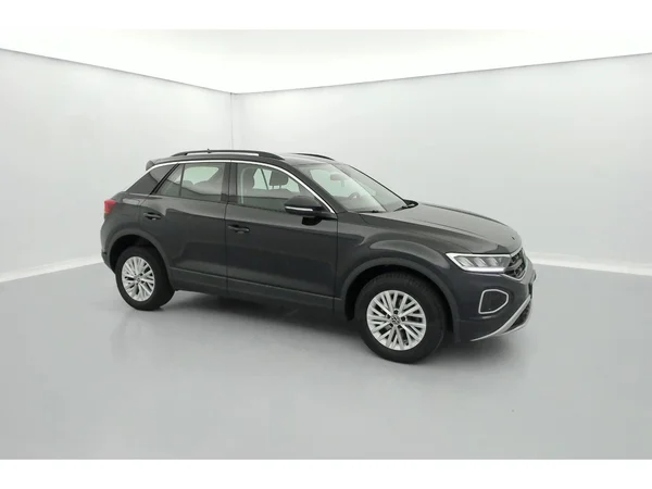 VOLKSWAGEN T-Roc (2024) — foto 26 van 36