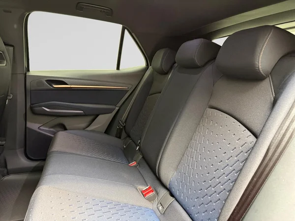 CUPRA Born (2026) — foto 12 van 17