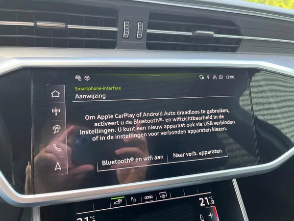 AUDI A6 Avant PHEV (2025) — foto 8 van 24