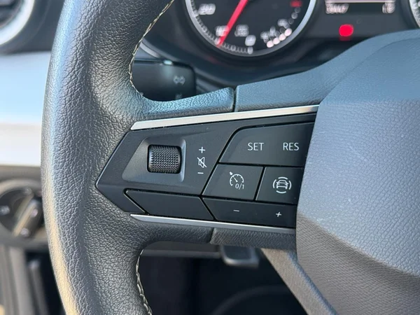 SEAT Arona (2023) — foto 3 van 18