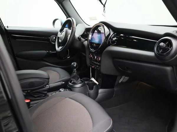 MINI 5-deurs (2022) — foto 25 van 34