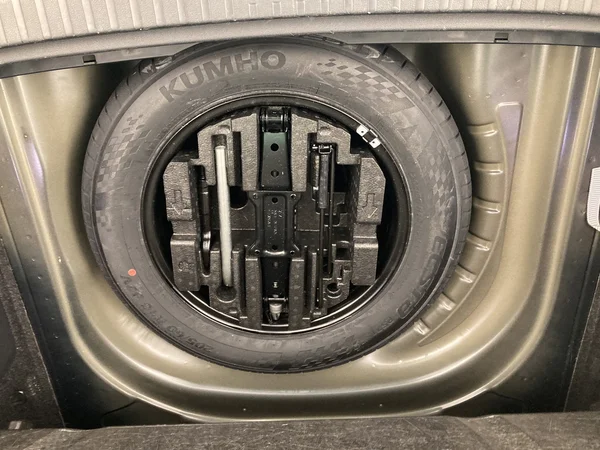 SKODA Octavia Combi (2021) — foto 24 van 36