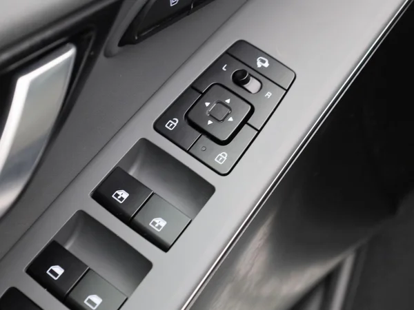 Kia Niro (2024) — foto 28 van 47