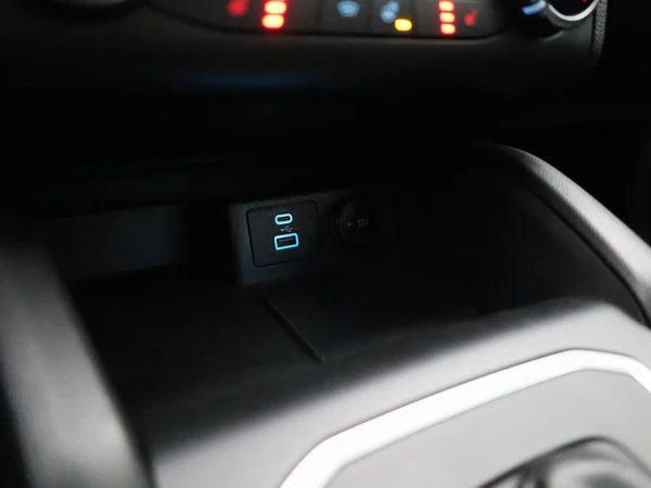 Ford Focus (2022) — foto 14 van 38
